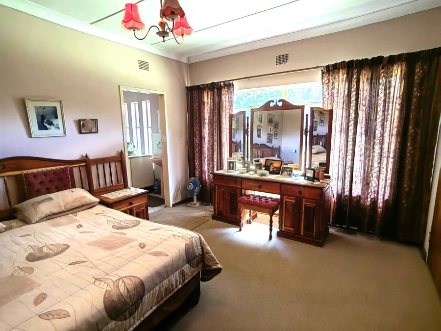 5 Bedroom Property for Sale in Parys Free State